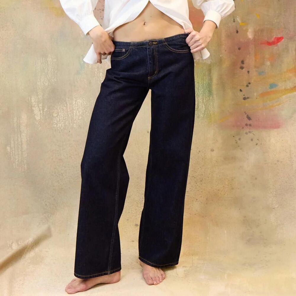 Still-here Women's Navy and Blue Jeans